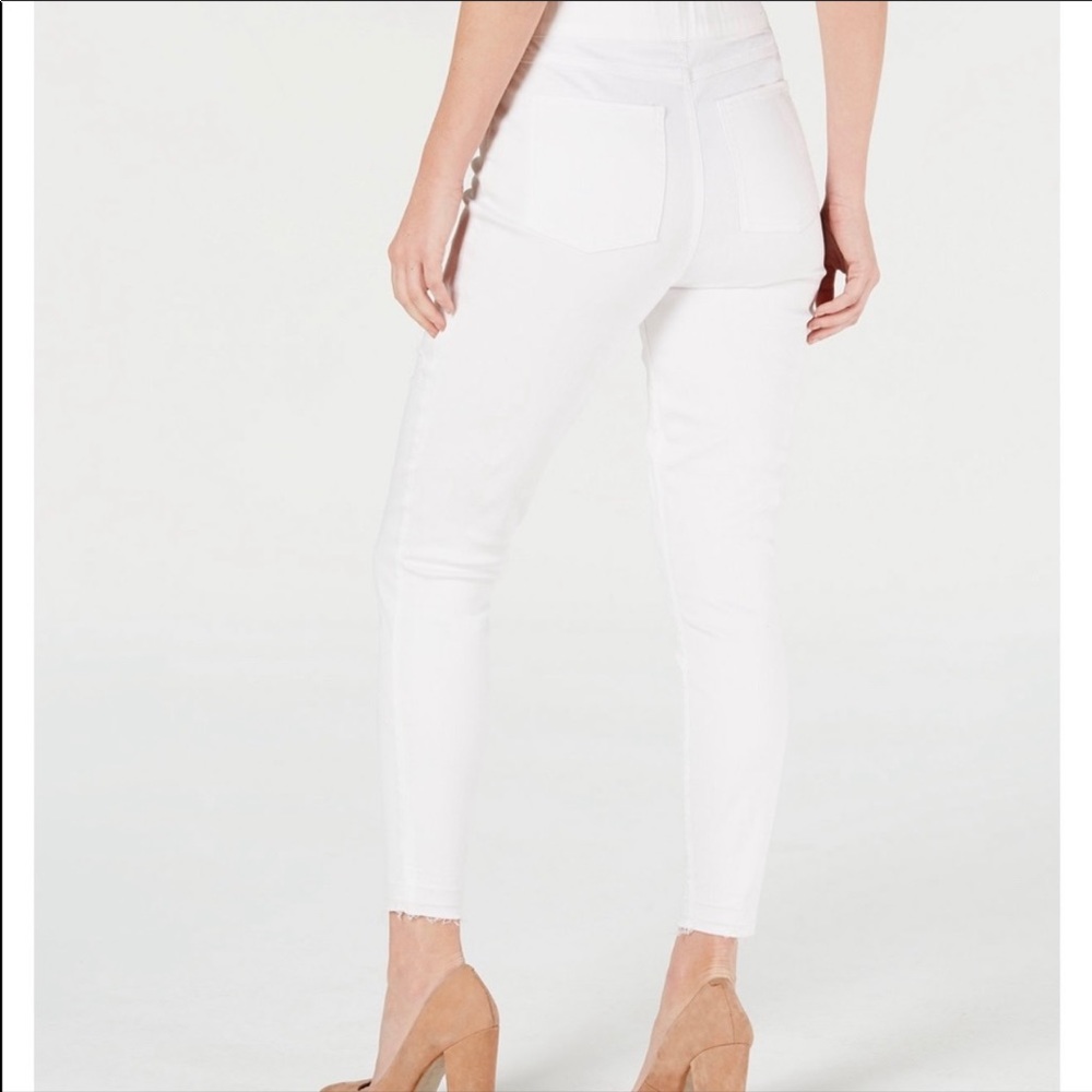 Spanx distressed skinny jeans /Brand New With Tags - Picture 7 of 8